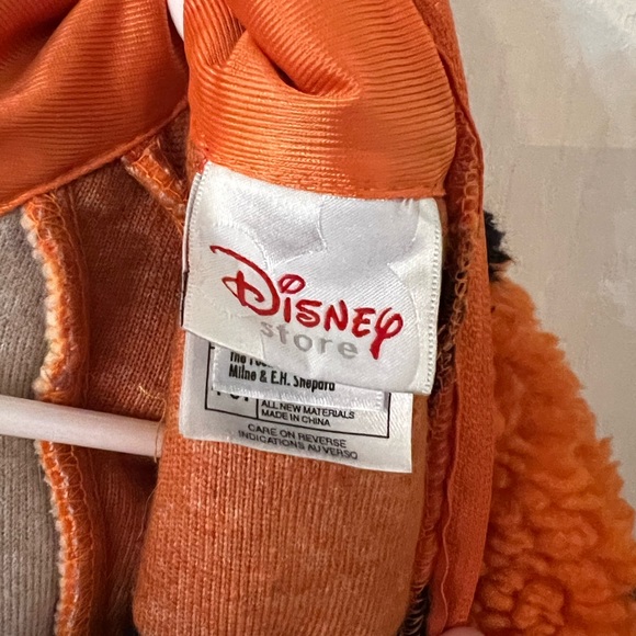 Disney Store Tigger Halloween Costume..Adorable! Size 4/6! Cute and Comfy! - Picture 15 of 15